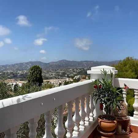 Precioso Mandarinos Con Vistas Al Mar Nerja
