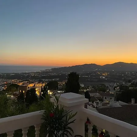 Precioso Mandarinos Con Vistas Al Mar *