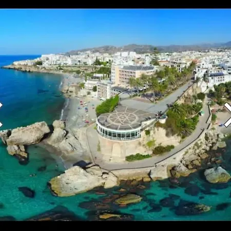 Daire Precioso Mandarinos Con Vistas Al Mar Nerja