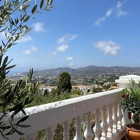 Daire Precioso Mandarinos Con Vistas Al Mar Nerja