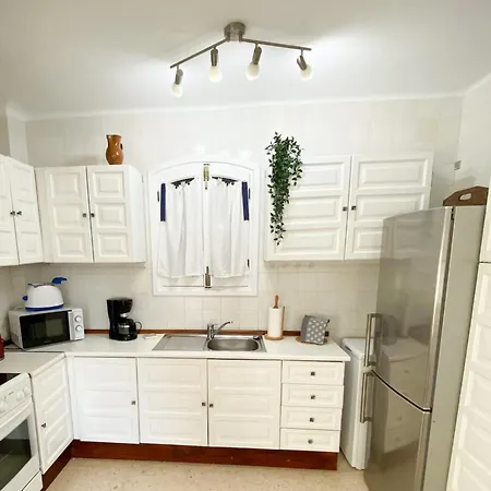 Precioso Mandarinos Con Vistas Al Mar Апартаменти *