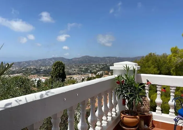 Precioso Mandarinos Con Vistas Al Mar Нерха