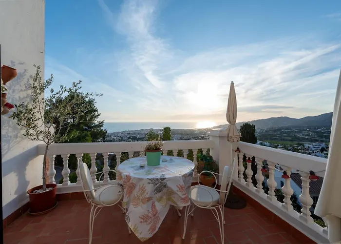 Daire Precioso Mandarinos Con Vistas Al Mar Nerja