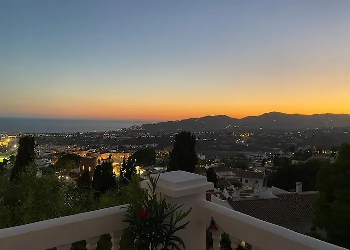 Precioso Mandarinos Con Vistas Al Mar *